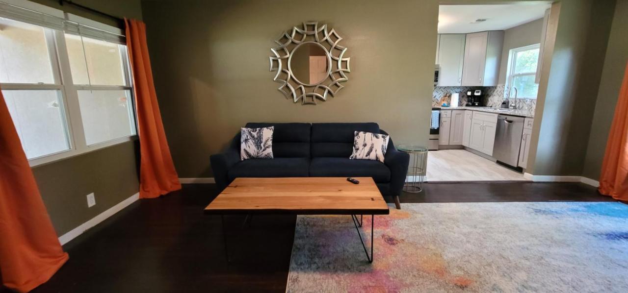Rebecca Street House - Close To Med Center, Downtown, Nrg Houston Buitenkant foto